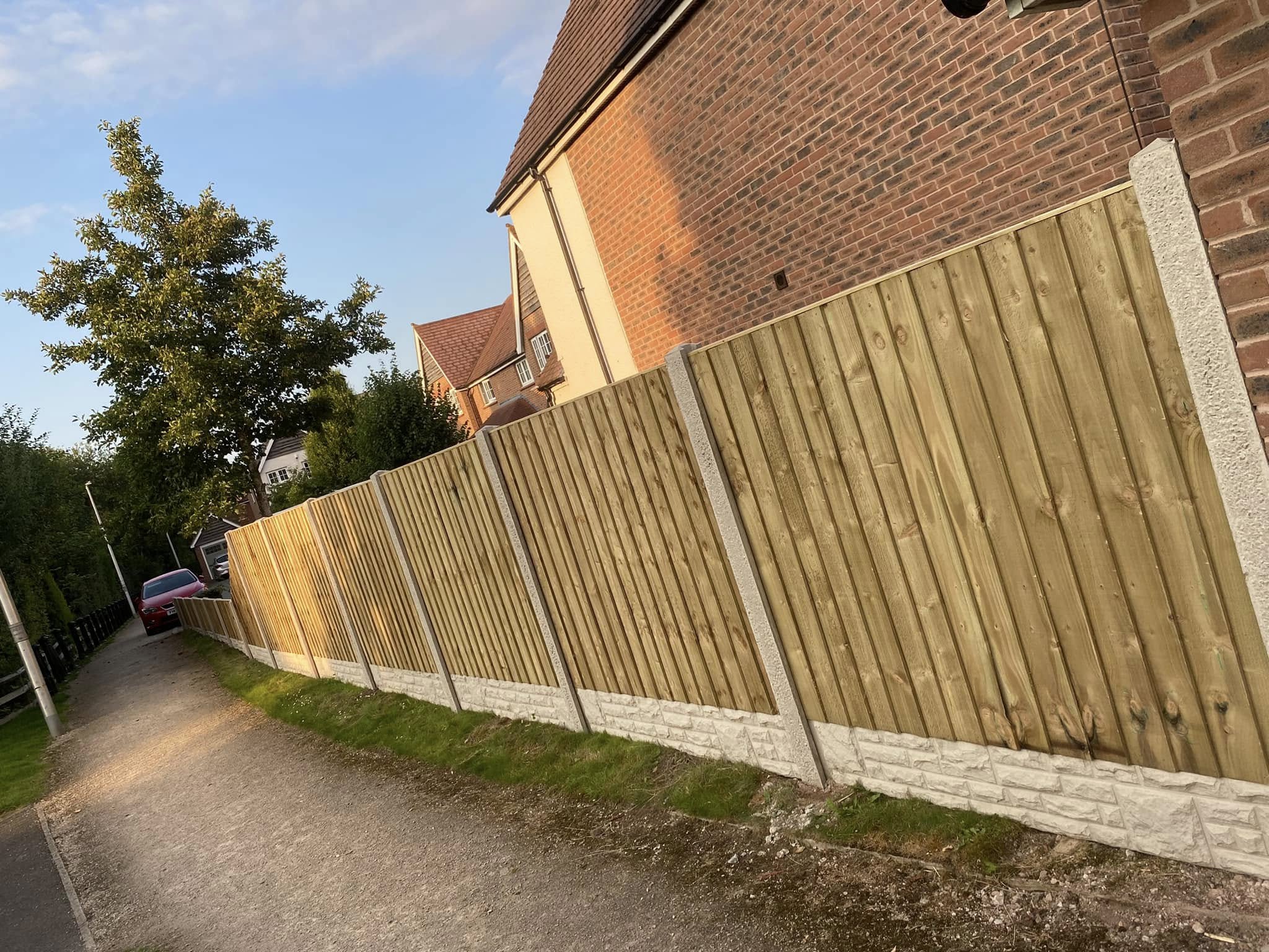 Fencing in Buckinghamshire